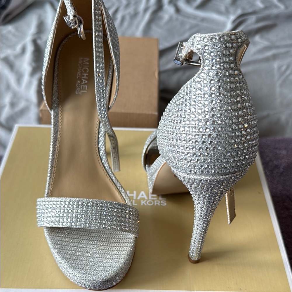 Michael Kors Glittering Silver Heels